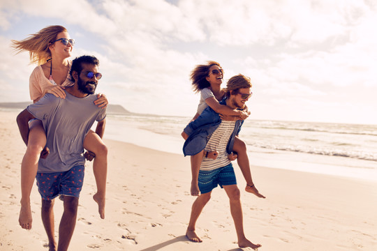 Uitwaaien aan het strand 